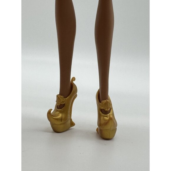 Monster High Gigi Grant Gold Genie Slipper Shoes - Picture 1 of 3